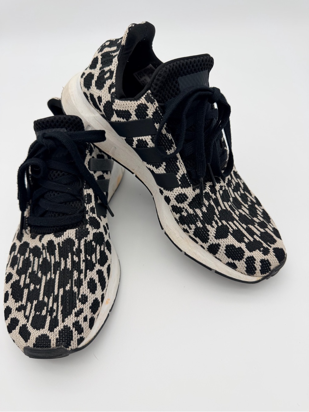 Adidas Women's Black & Cream Leopard Knit Sneakers 7.5